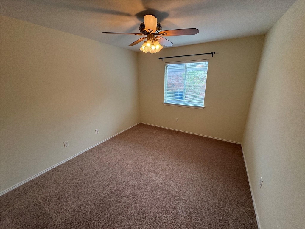 2100 Mir Woods Dr - Photo 27