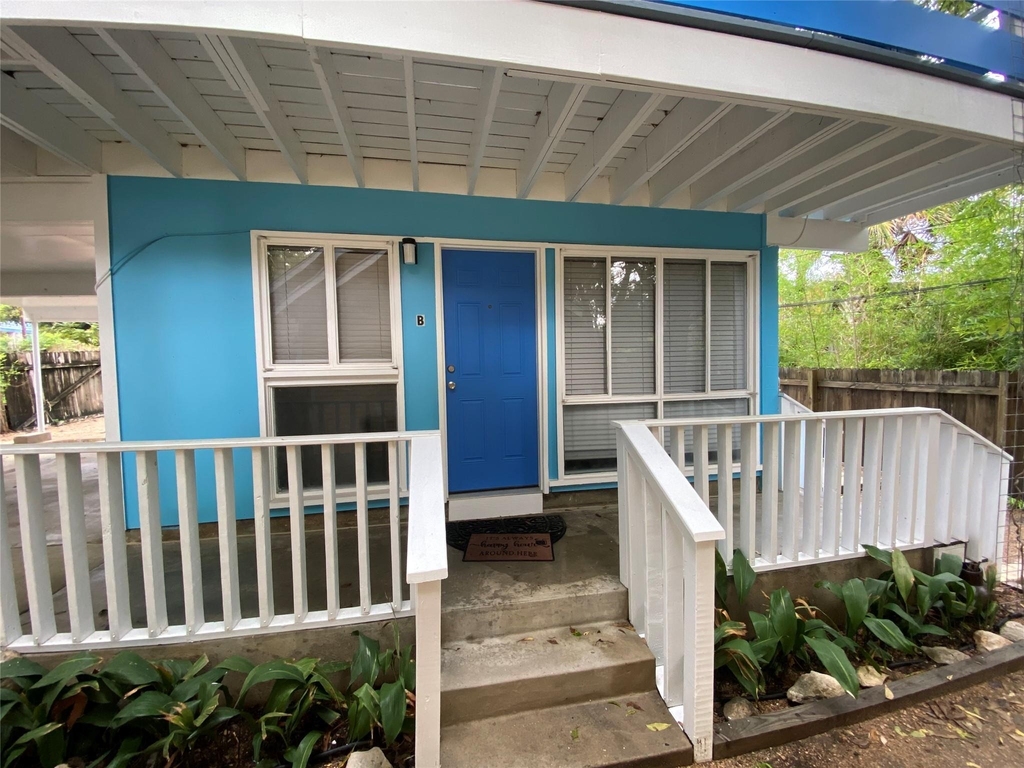 3010 Fruth St St - Photo 0