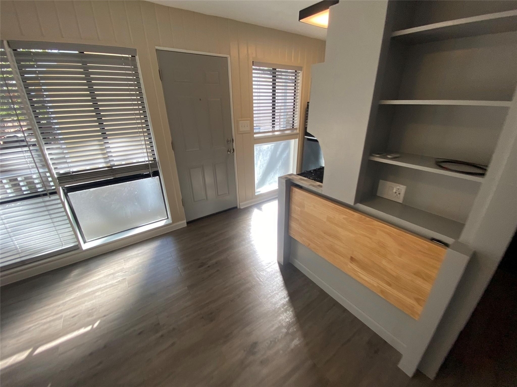3010 Fruth St St - Photo 16