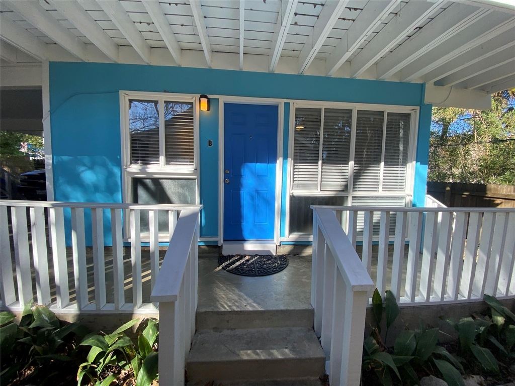 3010 Fruth St St - Photo 1