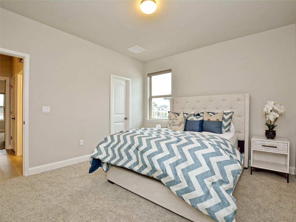 11000 Cut Plains Loop - Photo 17
