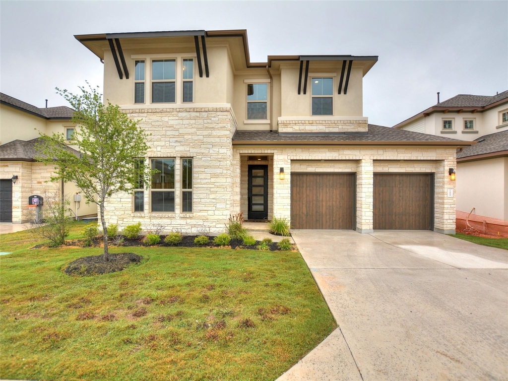 11000 Cut Plains Loop - Photo 0