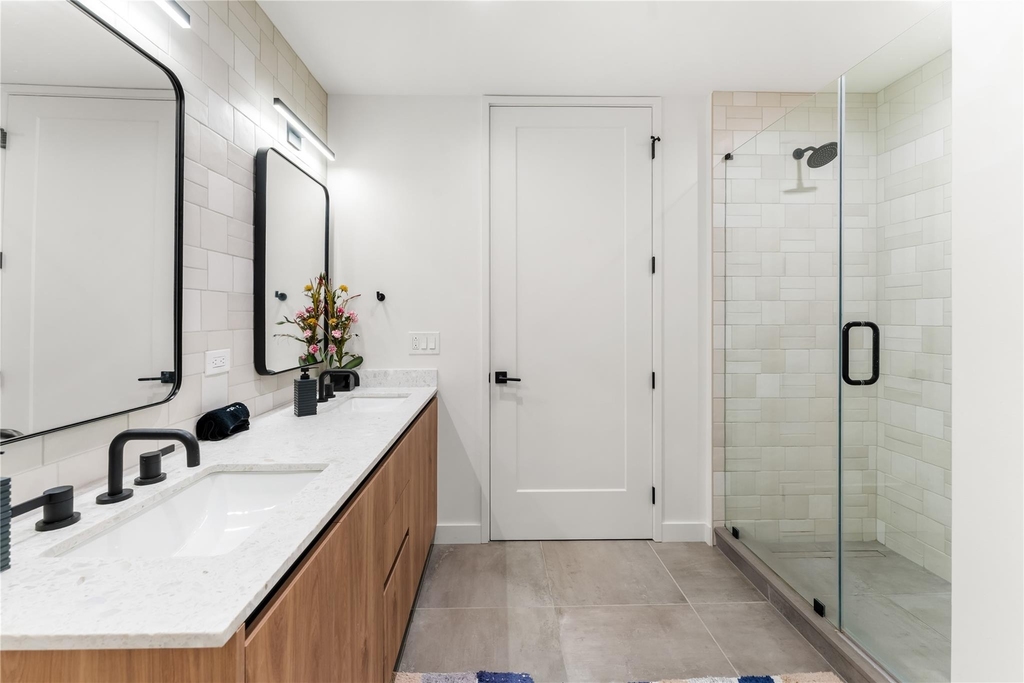 84 East Ave - Photo 13