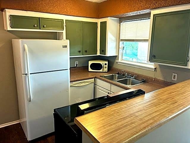 210 N Vanderveer St - Photo 3