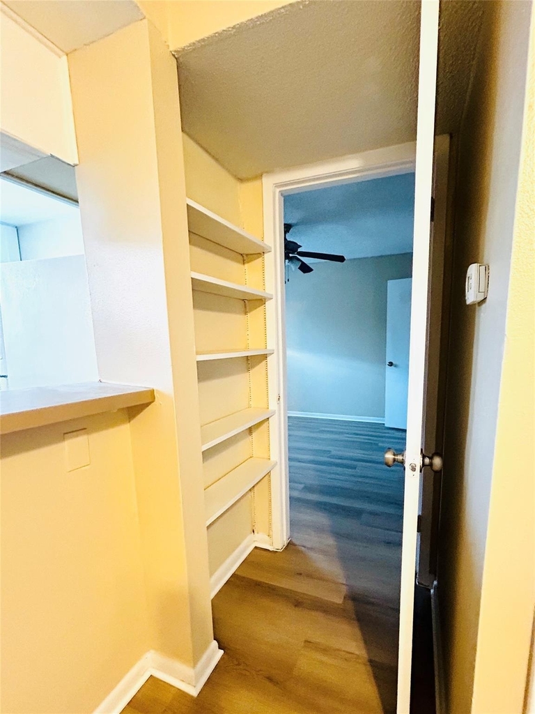 4410 Avenue F - Photo 11