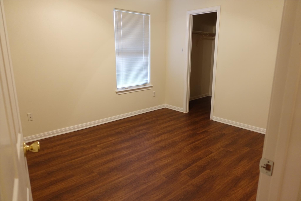 2928 Thrushwood Dr - Photo 31