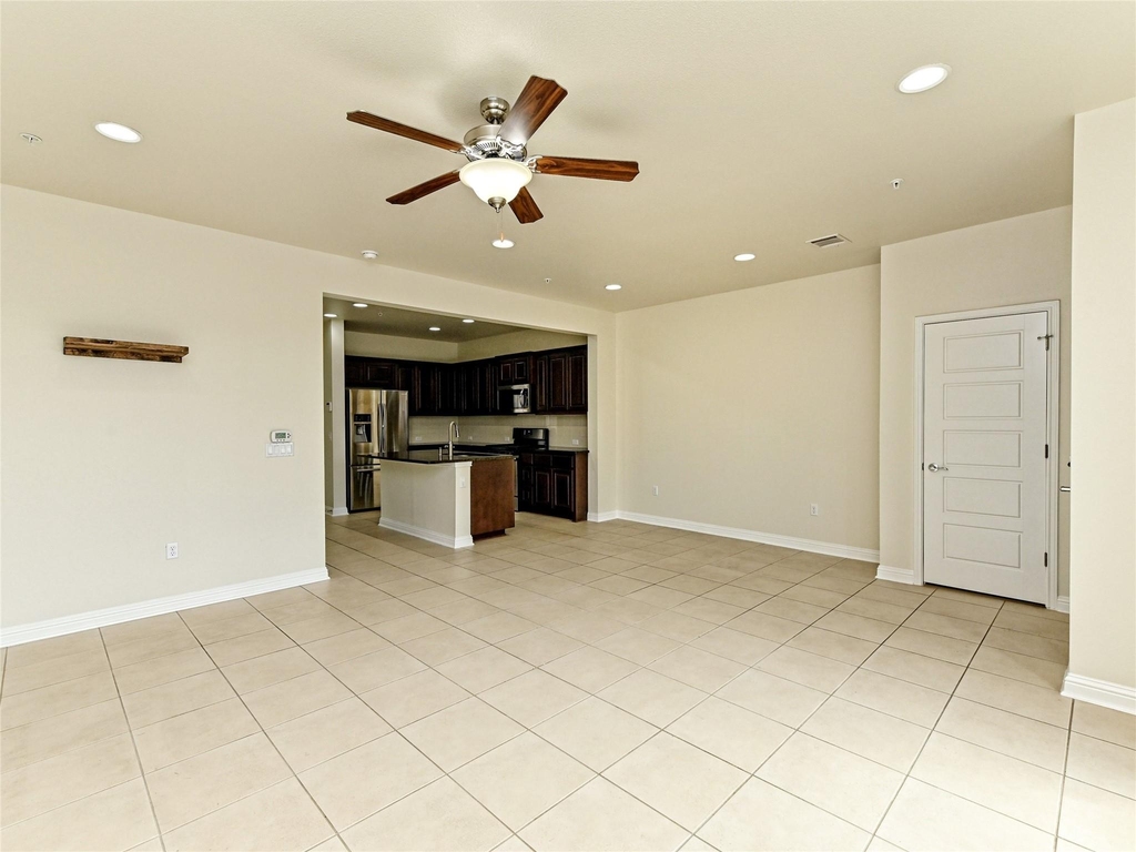 6814 E Riverside Dr - Photo 4
