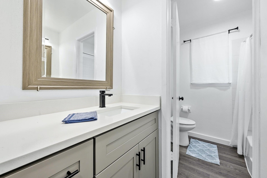 1706 Elmhurst Dr - Photo 12