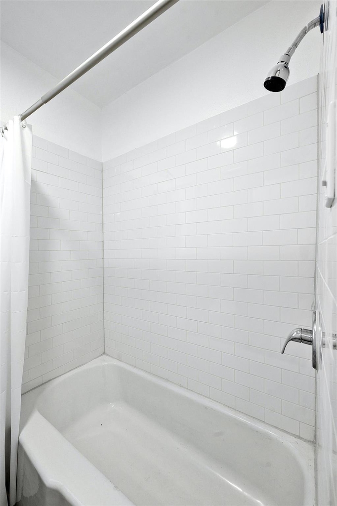 1706 Elmhurst Dr - Photo 14