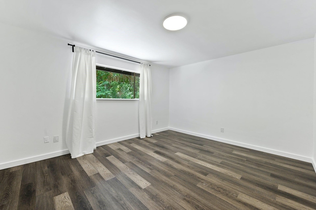 1706 Elmhurst Dr - Photo 15
