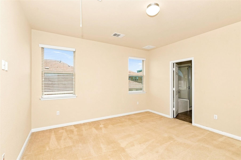 516 Tula Trl - Photo 6