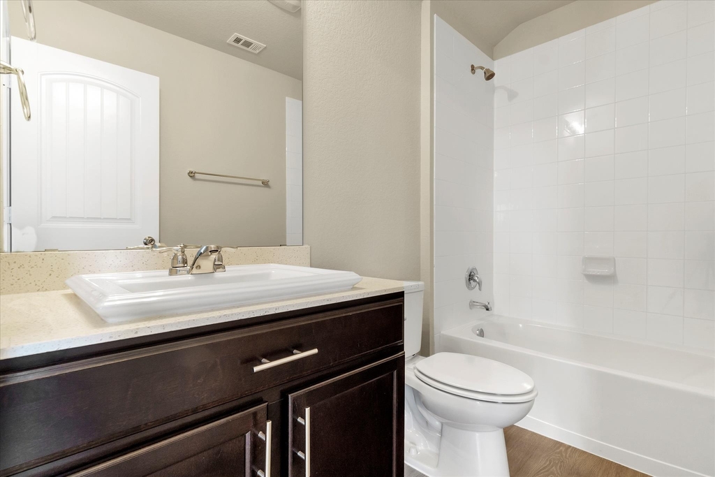 1013 Gaelic Dr - Photo 16