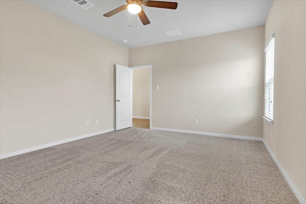 1013 Gaelic Dr - Photo 11