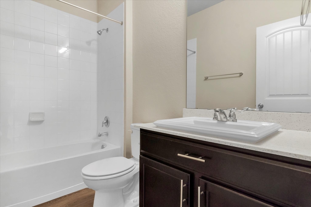 1013 Gaelic Dr - Photo 17