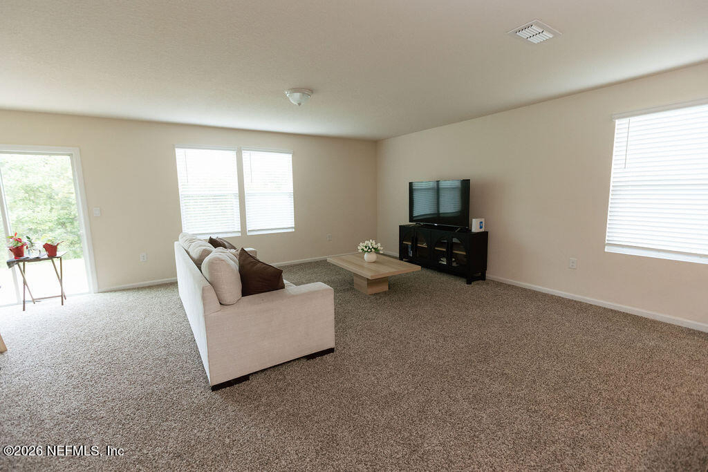 2170 Englewood Court - Photo 4