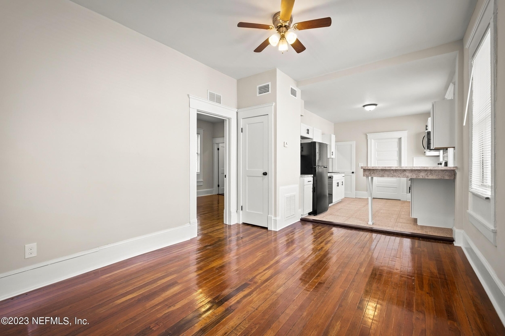 1832 Walnut Street - Photo 17