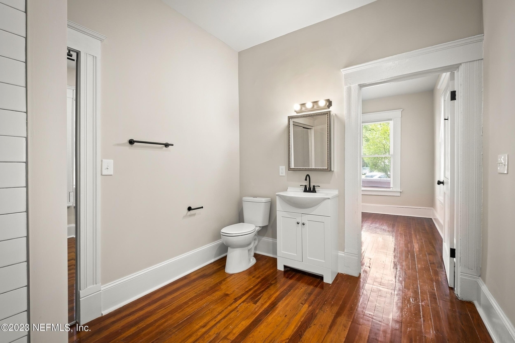 1832 Walnut Street - Photo 15