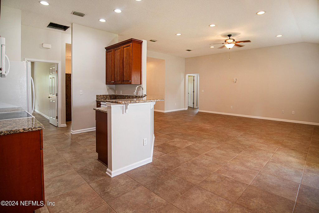 5285 Truman Pacetti Road - Photo 11