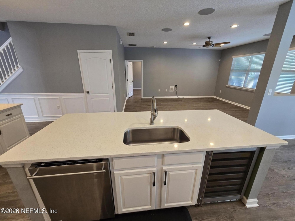 180 Thornloe Drive - Photo 10