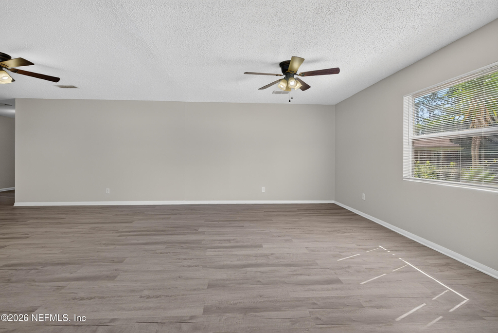 5503 Boeing Drive - Photo 8