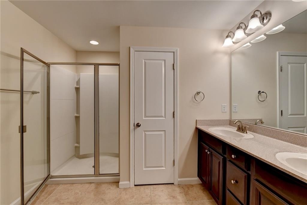 2152 Greencrest Circle - Photo 37