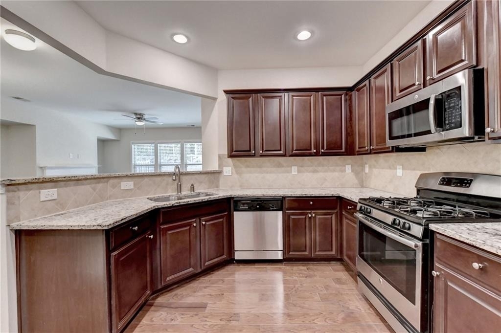 2152 Greencrest Circle - Photo 16