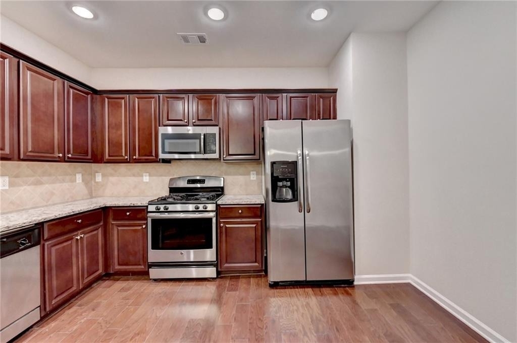 2152 Greencrest Circle - Photo 15