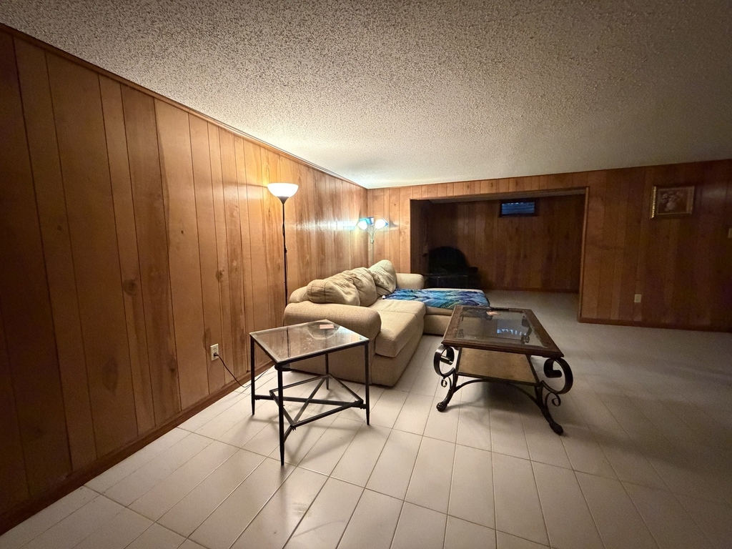 37235 N Hillside Drive - Photo 13
