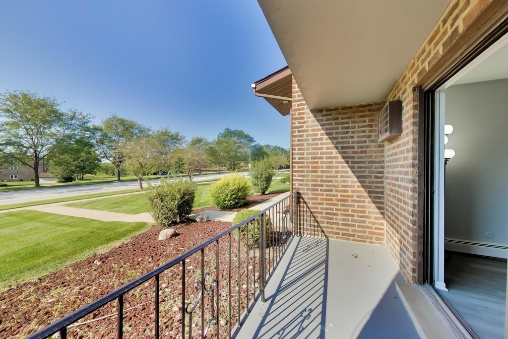 9840 W 153rd Street - Photo 14