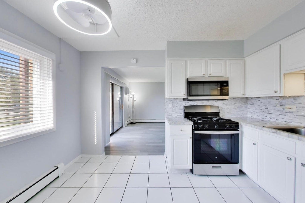 9840 W 153rd Street - Photo 7