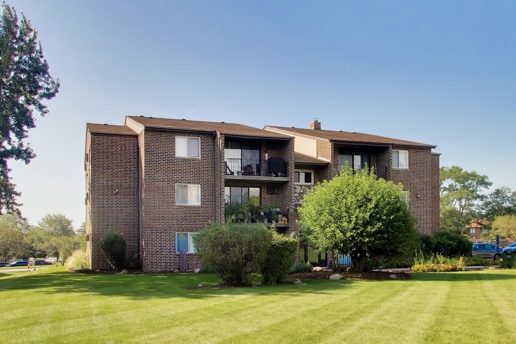 9840 W 153rd Street - Photo 19