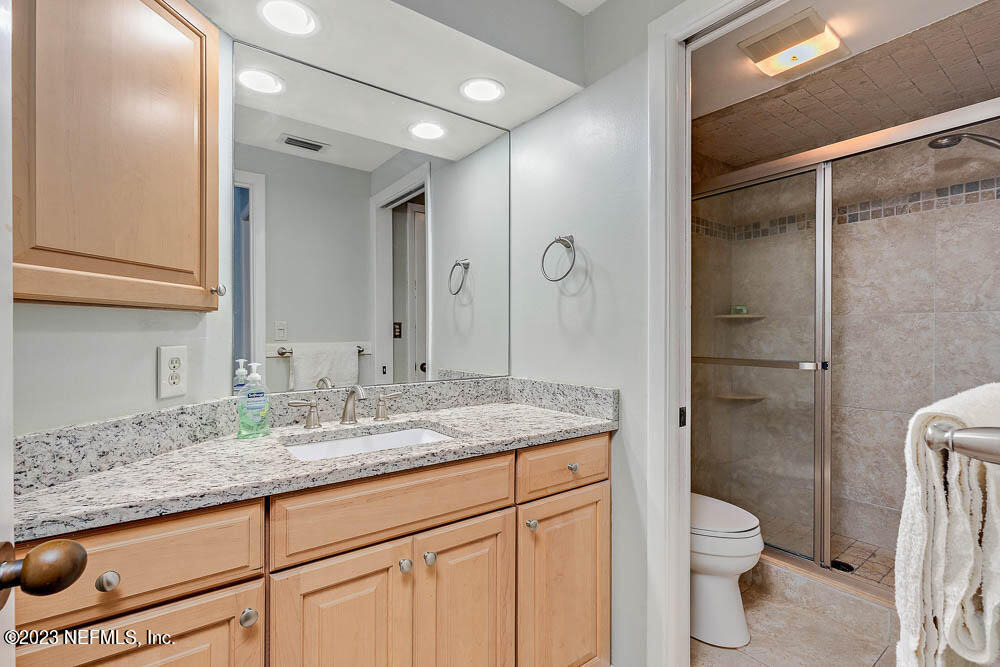 741 Spinnakers Reach Drive - Photo 10