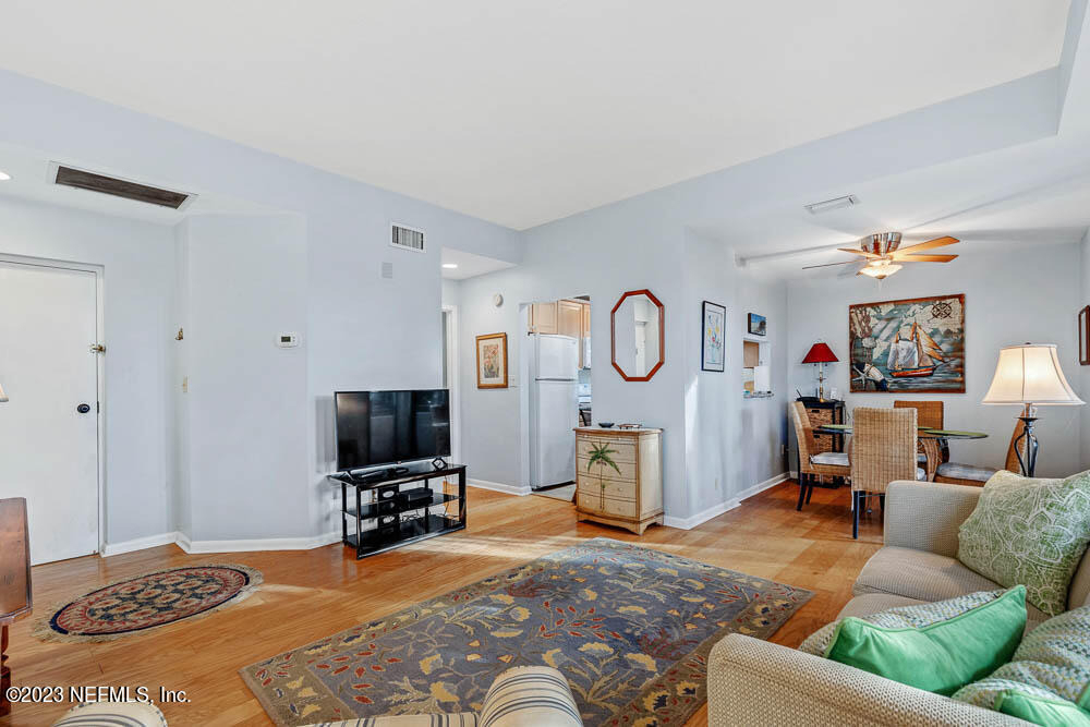 741 Spinnakers Reach Drive - Photo 1