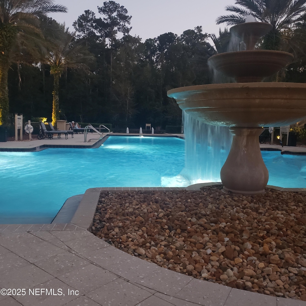 945 Registry Boulevard - Photo 15