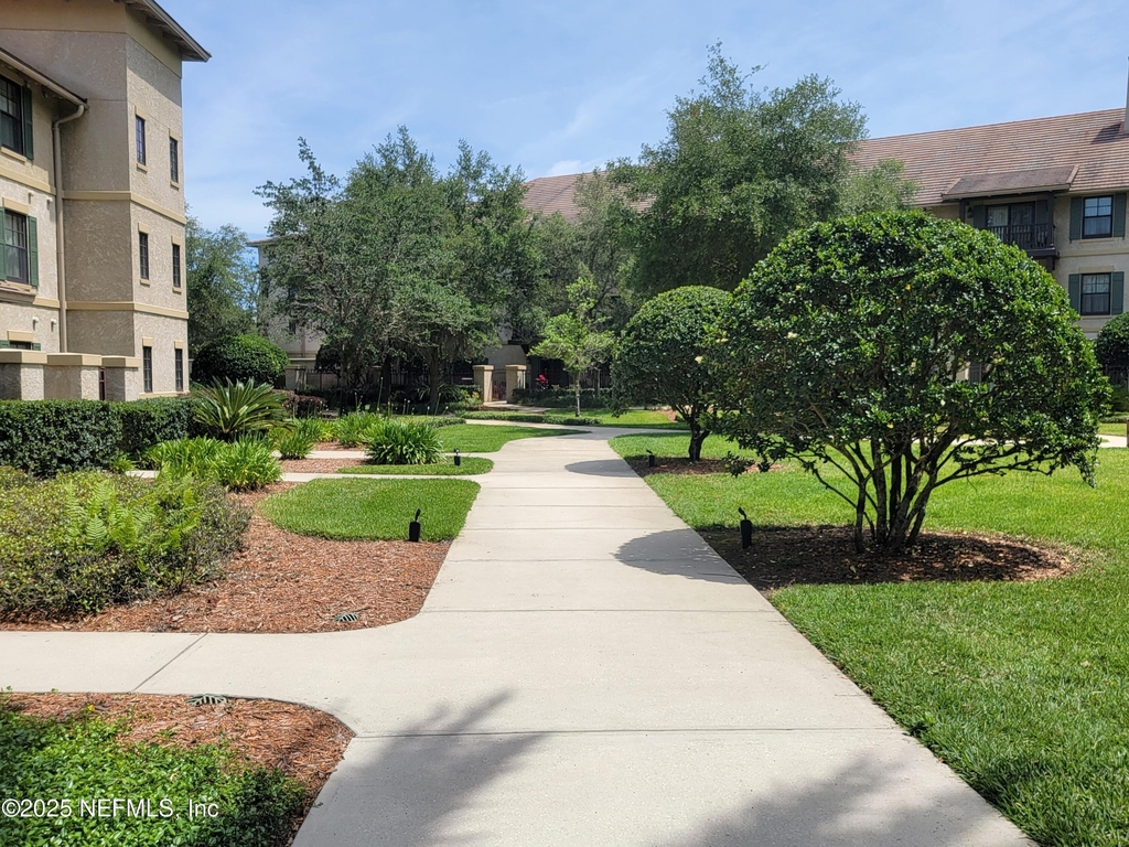 945 Registry Boulevard - Photo 24