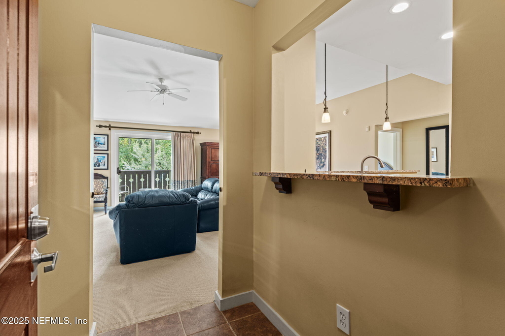 945 Registry Boulevard - Photo 59