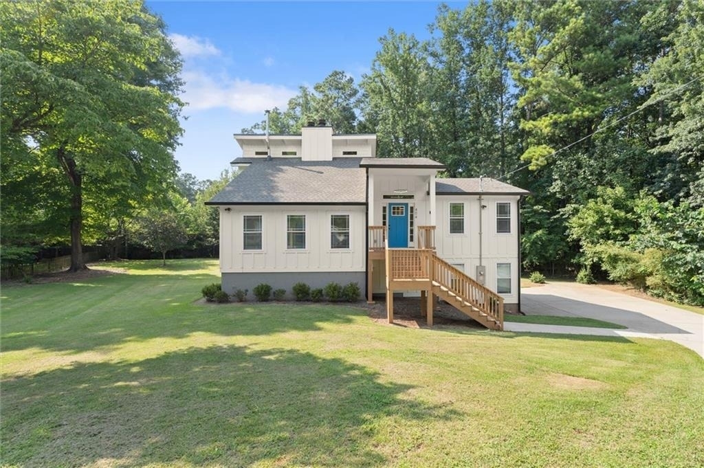 404 Way Bridge Court Ne - Photo 0