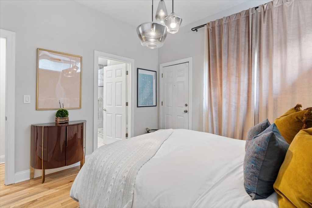 1861 N Hoyne Avenue - Photo 12