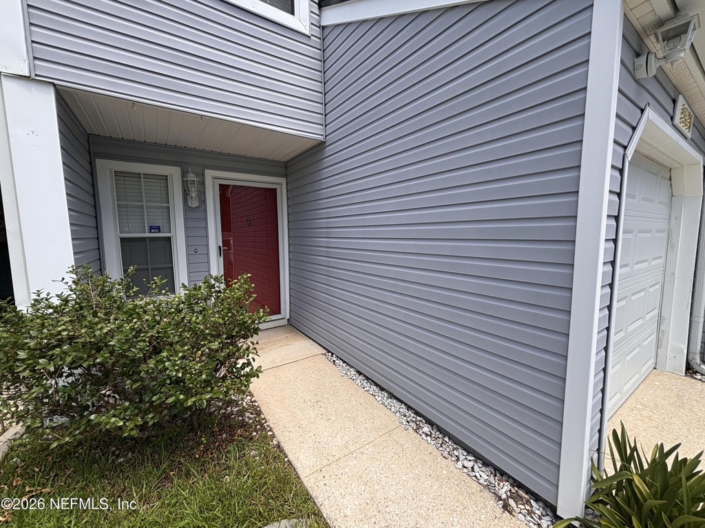 8531 E Sturbridge Circle - Photo 1