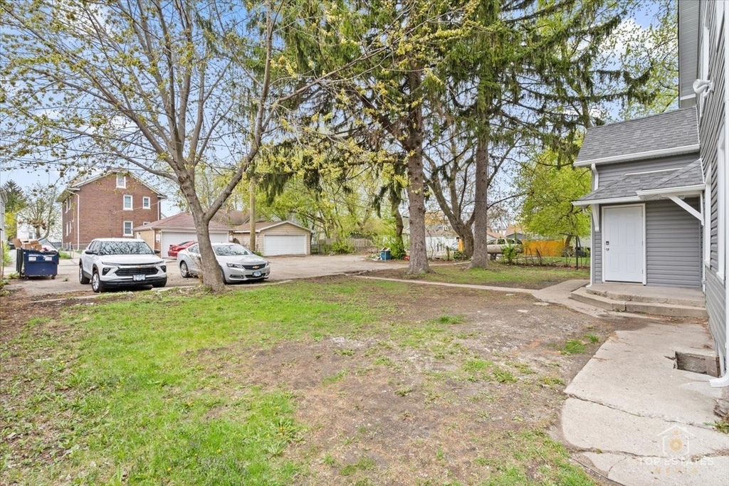 1542 Victoria Avenue - Photo 16