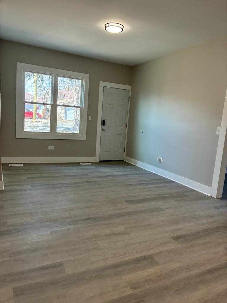 1542 Victoria Avenue - Photo 2