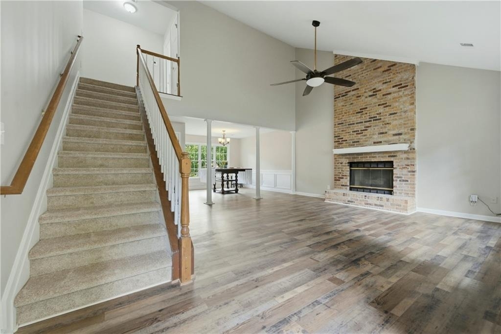 2110 November Court Nw - Photo 3