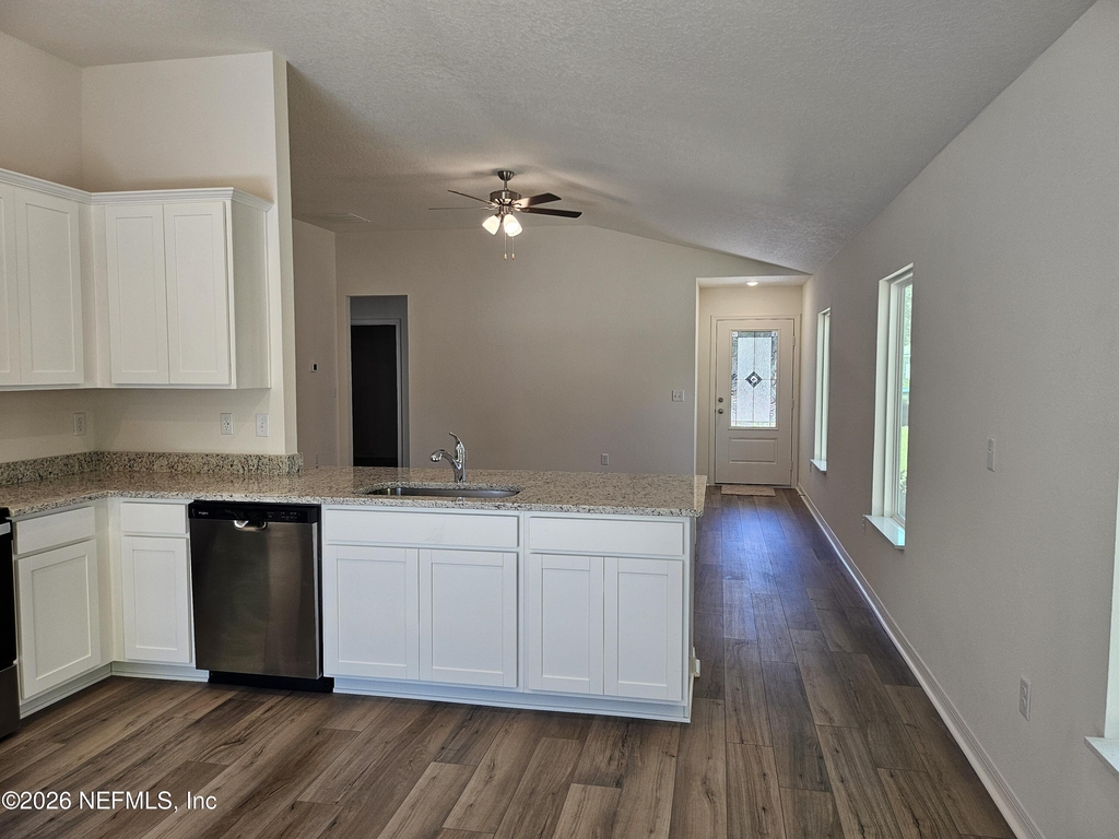 25 Radium Lane - Photo 4