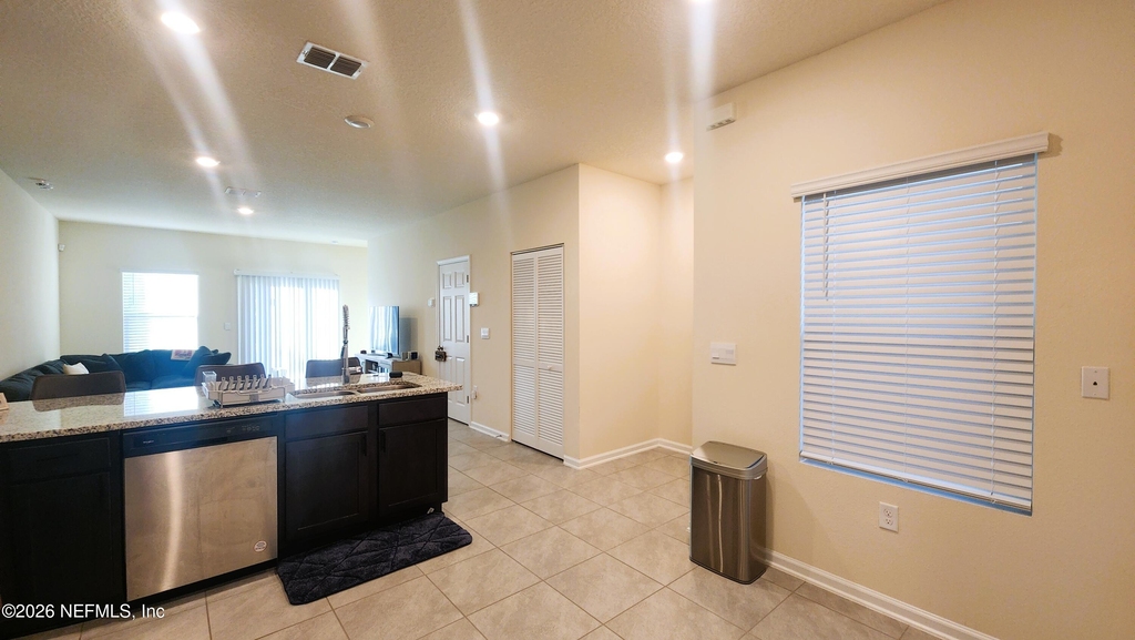37 Temple Drive - Photo 6