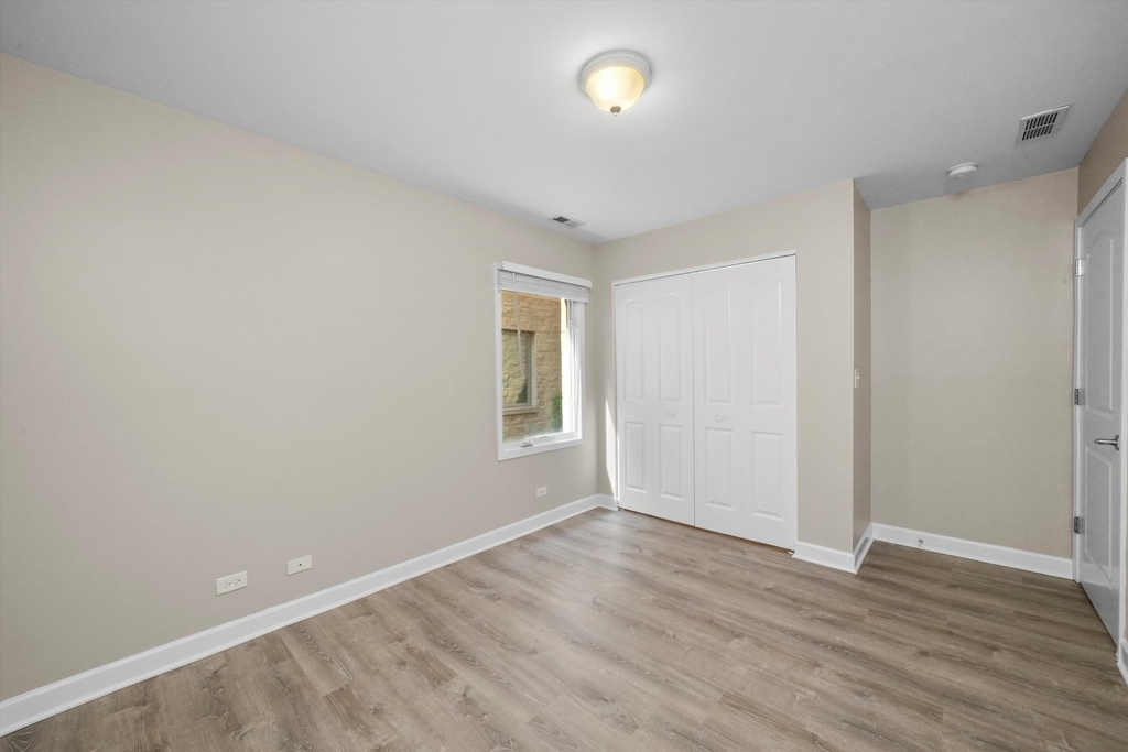 3423 Ridgeland Avenue - Photo 13