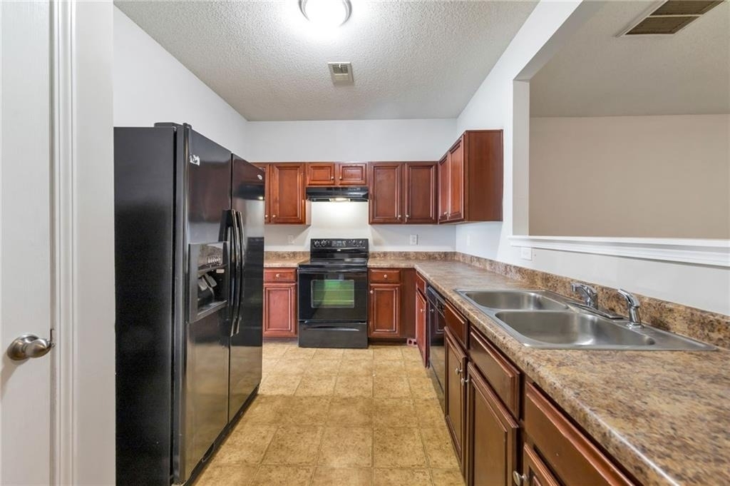 2306 Bigwood Trail - Photo 2