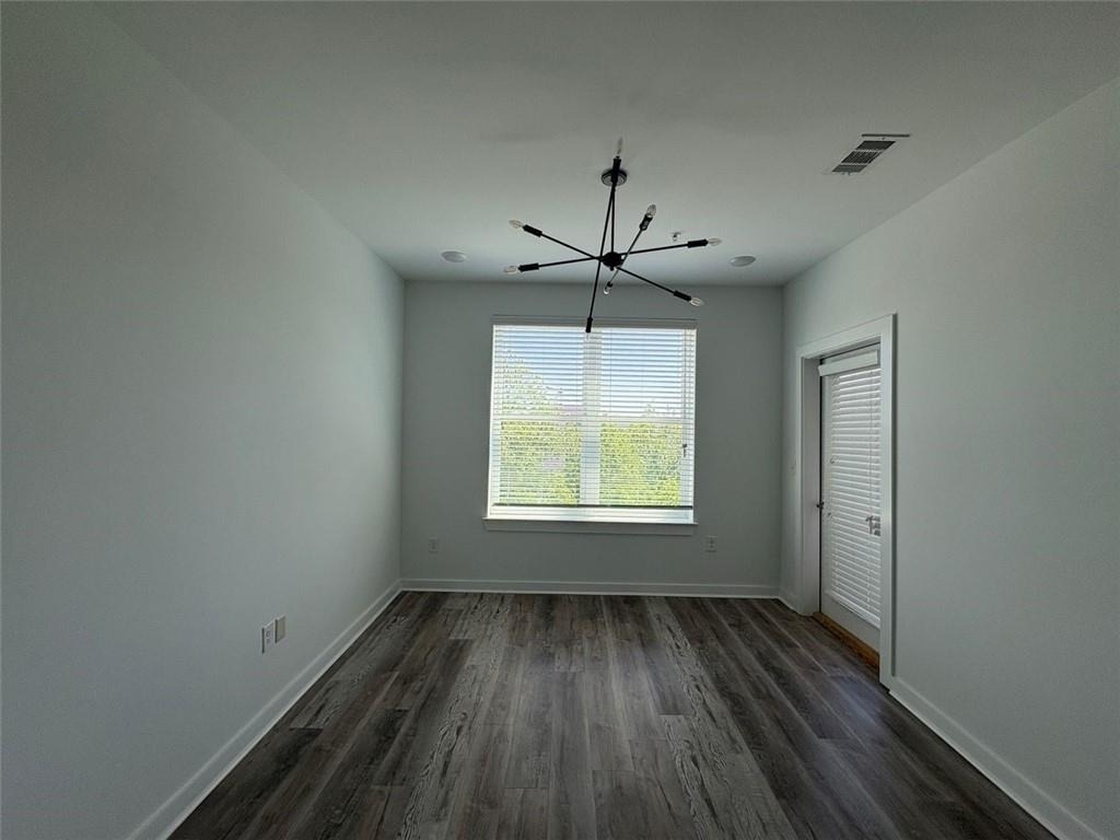 525 Parkway Drive Ne - Photo 9
