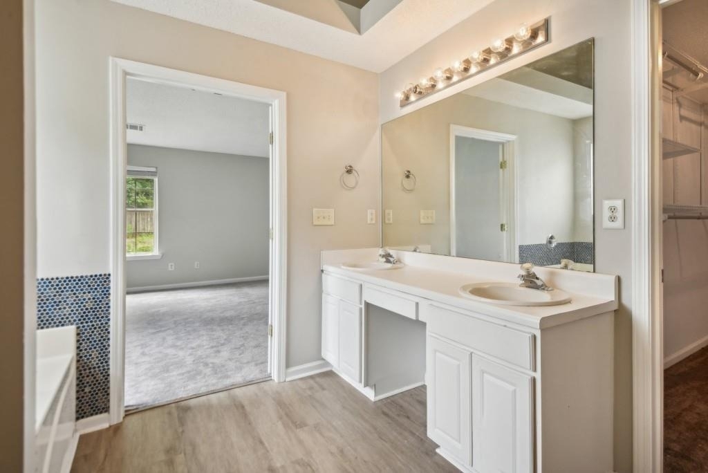 2455 Beckenham Place - Photo 12