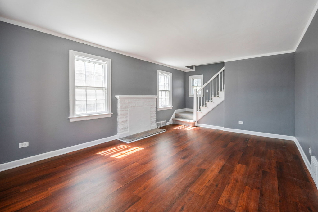 12532 S Throop Street - Photo 2