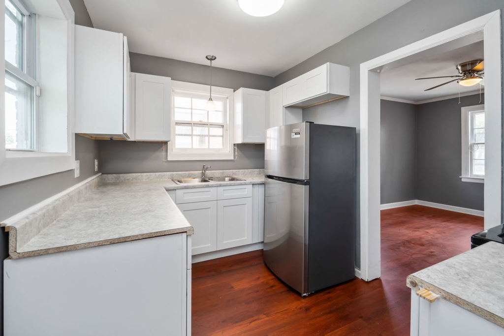 12532 S Throop Street - Photo 4